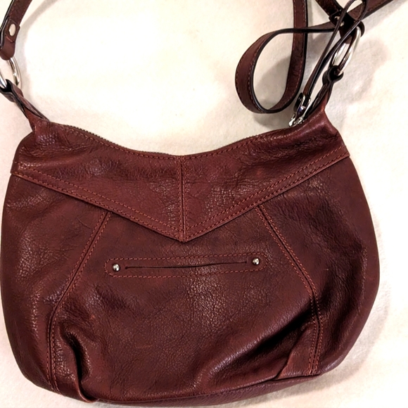 Makowsky Brown Studded Wide Fringe Crossbody Bag - Picture 2 of 7